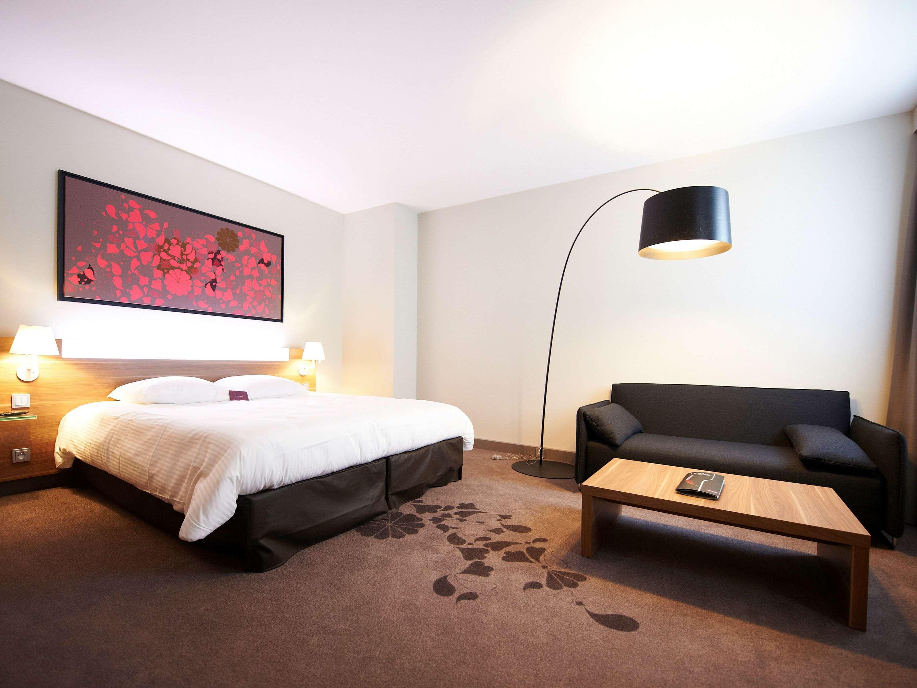 Mercure Cholet Centre Exterior foto