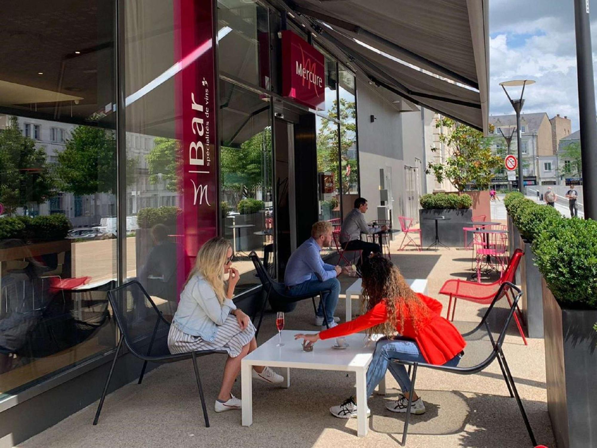 Mercure Cholet Centre Exterior foto